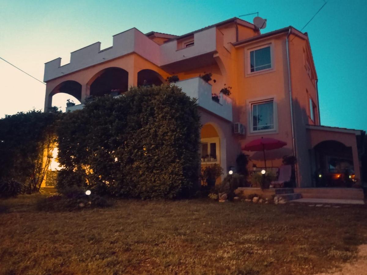 Apartmani Joja Weißenburg Exterior foto